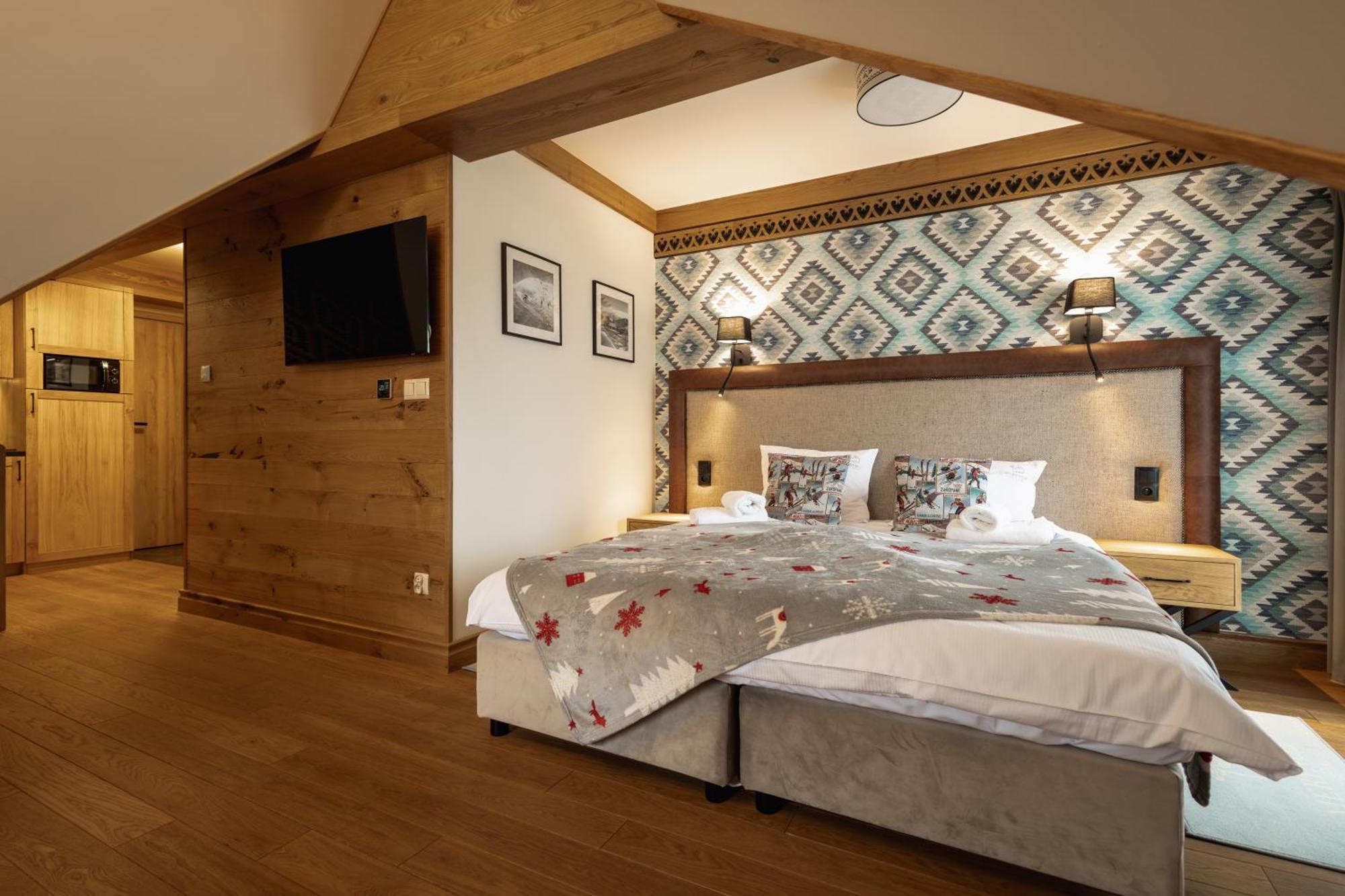 Merynos Aparthotel *